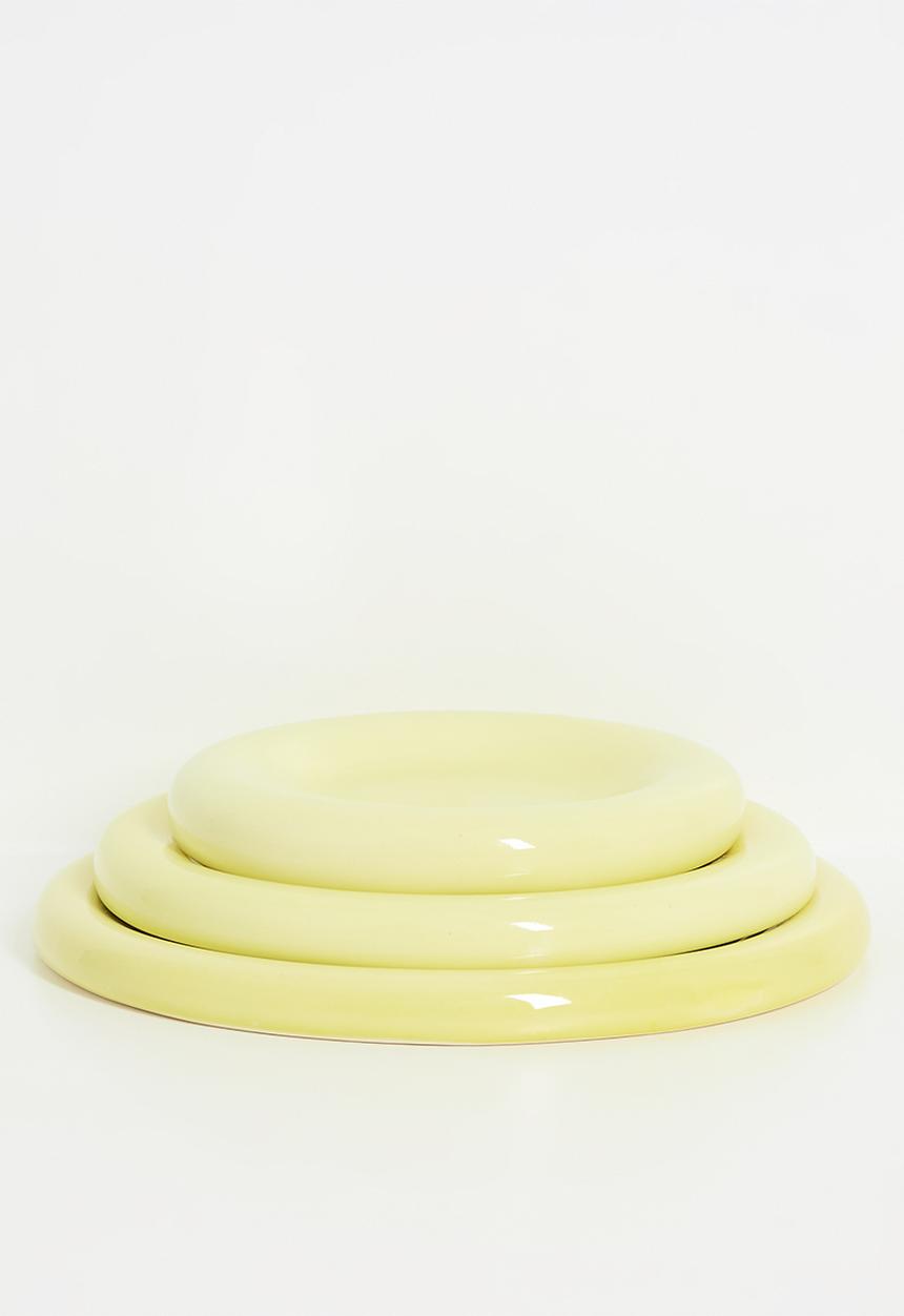 Urchin Art - Luna medium plate - Butter Yellow