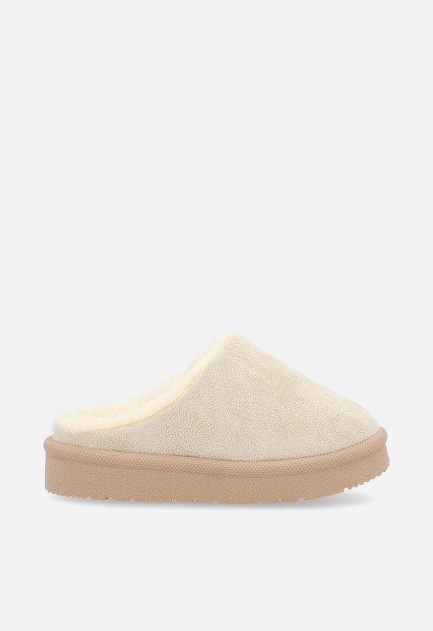 Pop Candy - Sherpa lined slippers - beige
