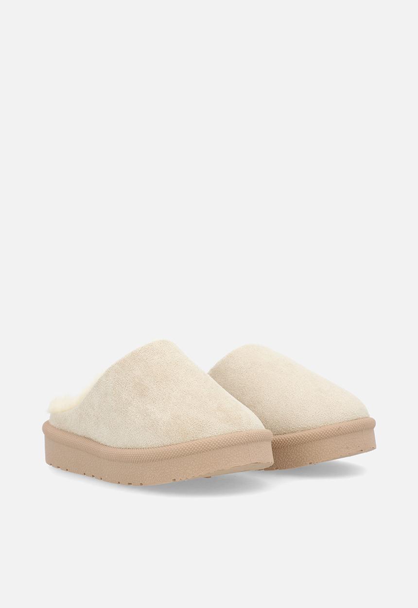 Pop Candy - Sherpa lined slippers - beige