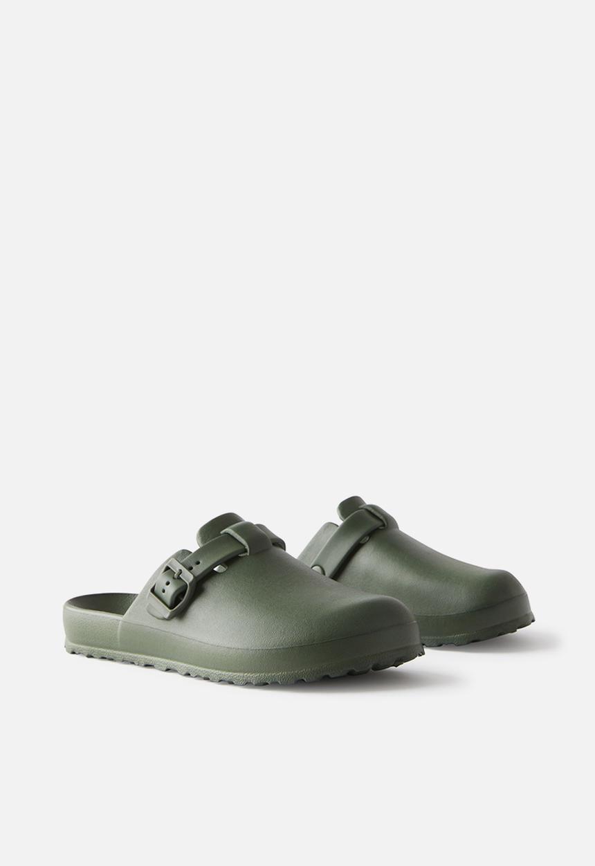 Cotton On - Eva closed toe buckle slide - khaki