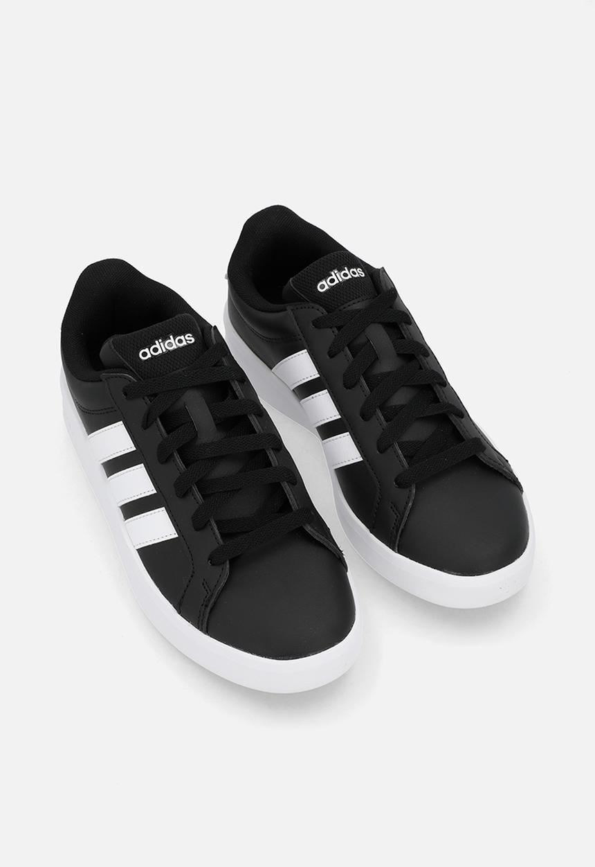 adidas Performance - Grand Court 3.0 J - Core Black/Ftwr White/Ftwr White