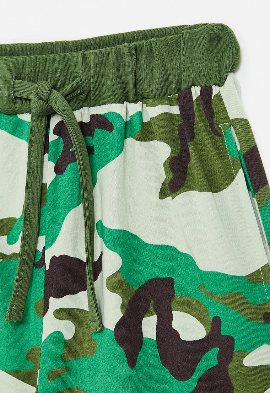 Pop Candy - Camo shorts - green
