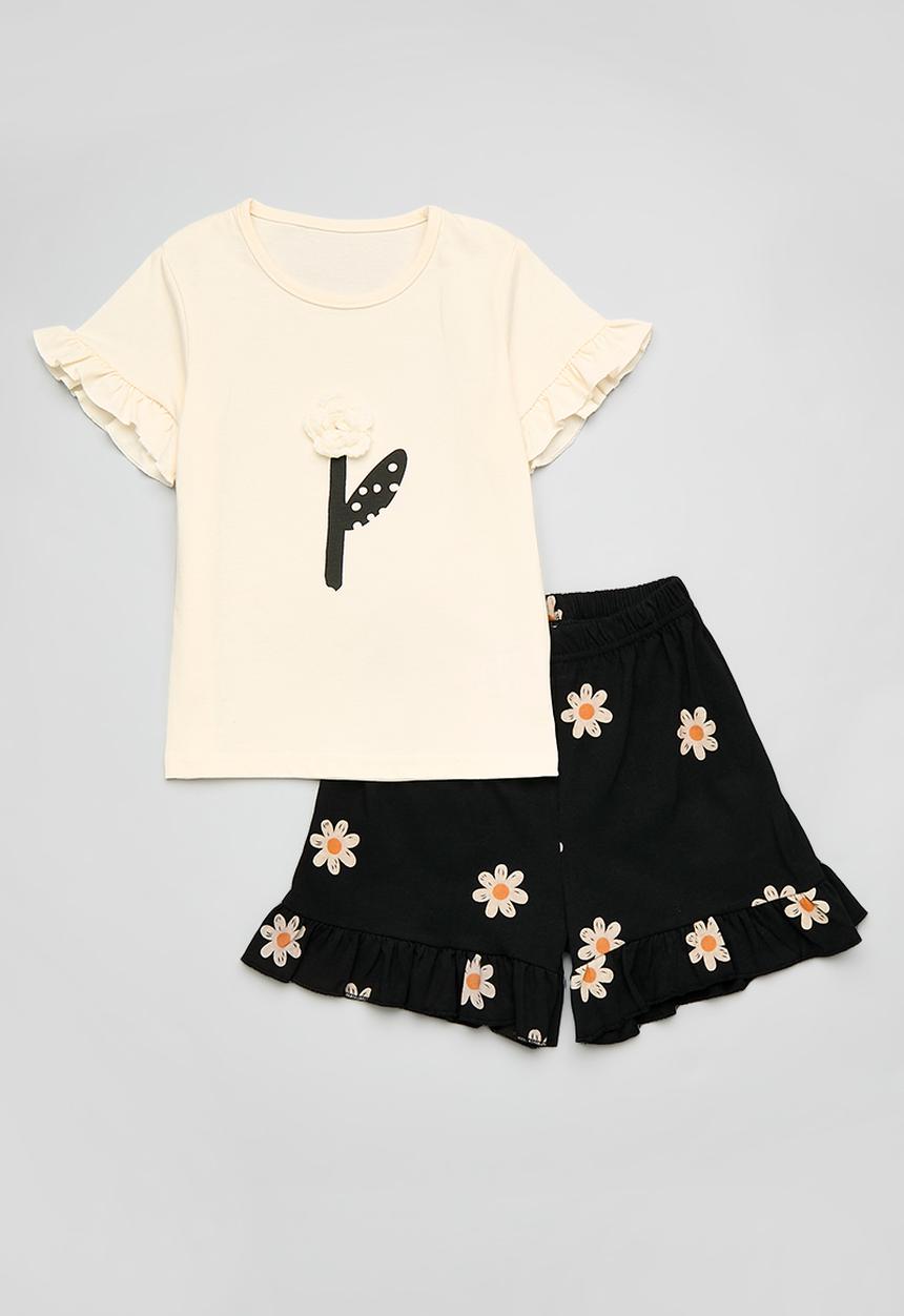Pop Candy - Petal applique tee with floral aop shorts - cream/black
