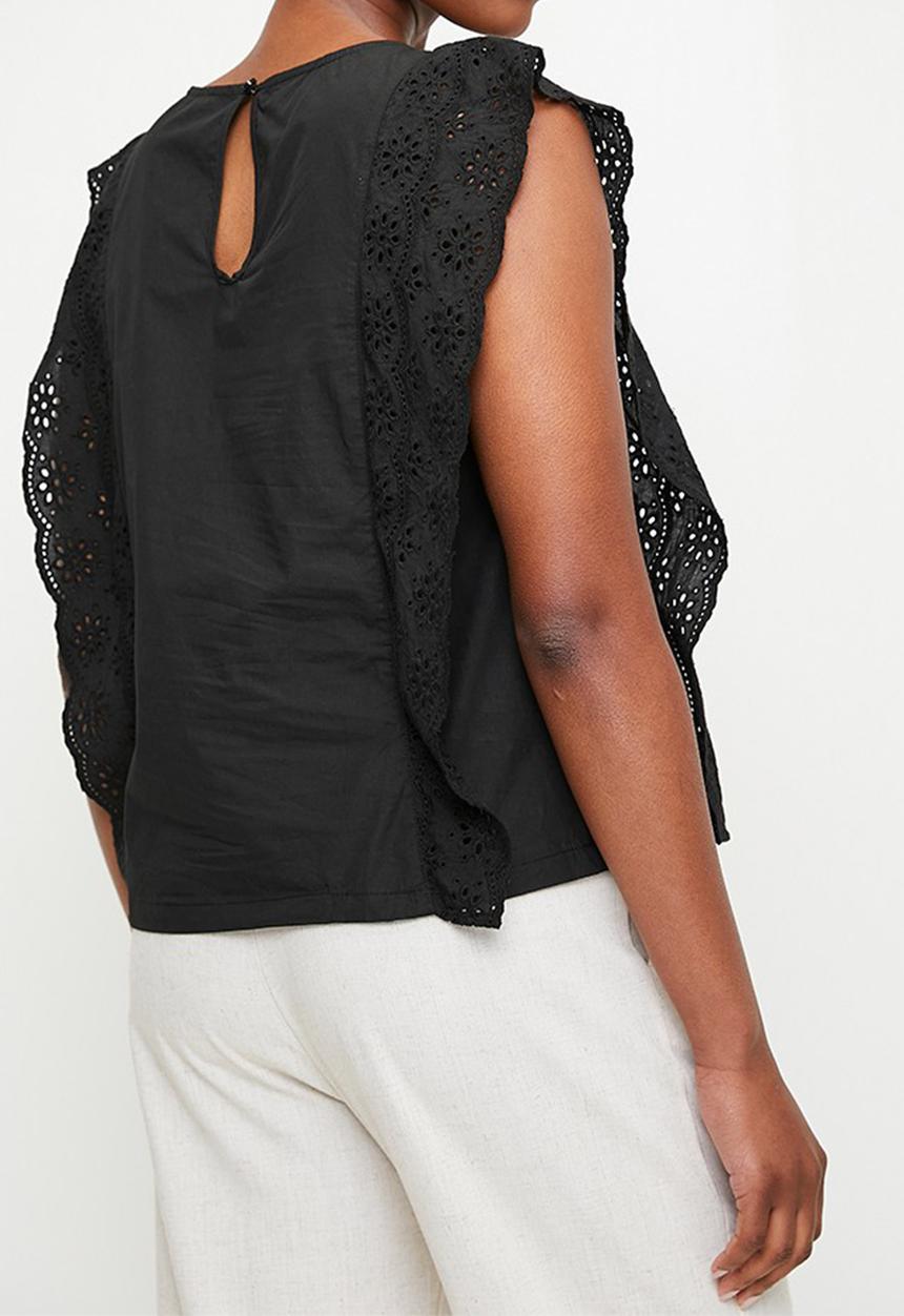 edit - Poplin shell with cut out sleeve - black