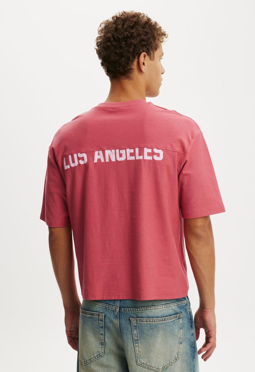 Cotton On - Cropped Fit Graphic T-shirt - Soft Red/Los Angeles Panel