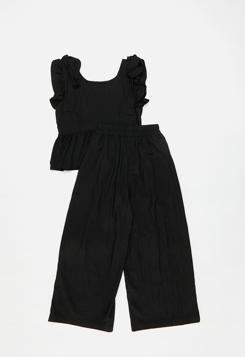 Pop Candy - Peplum top jumpsuit with gathered sleeves - black