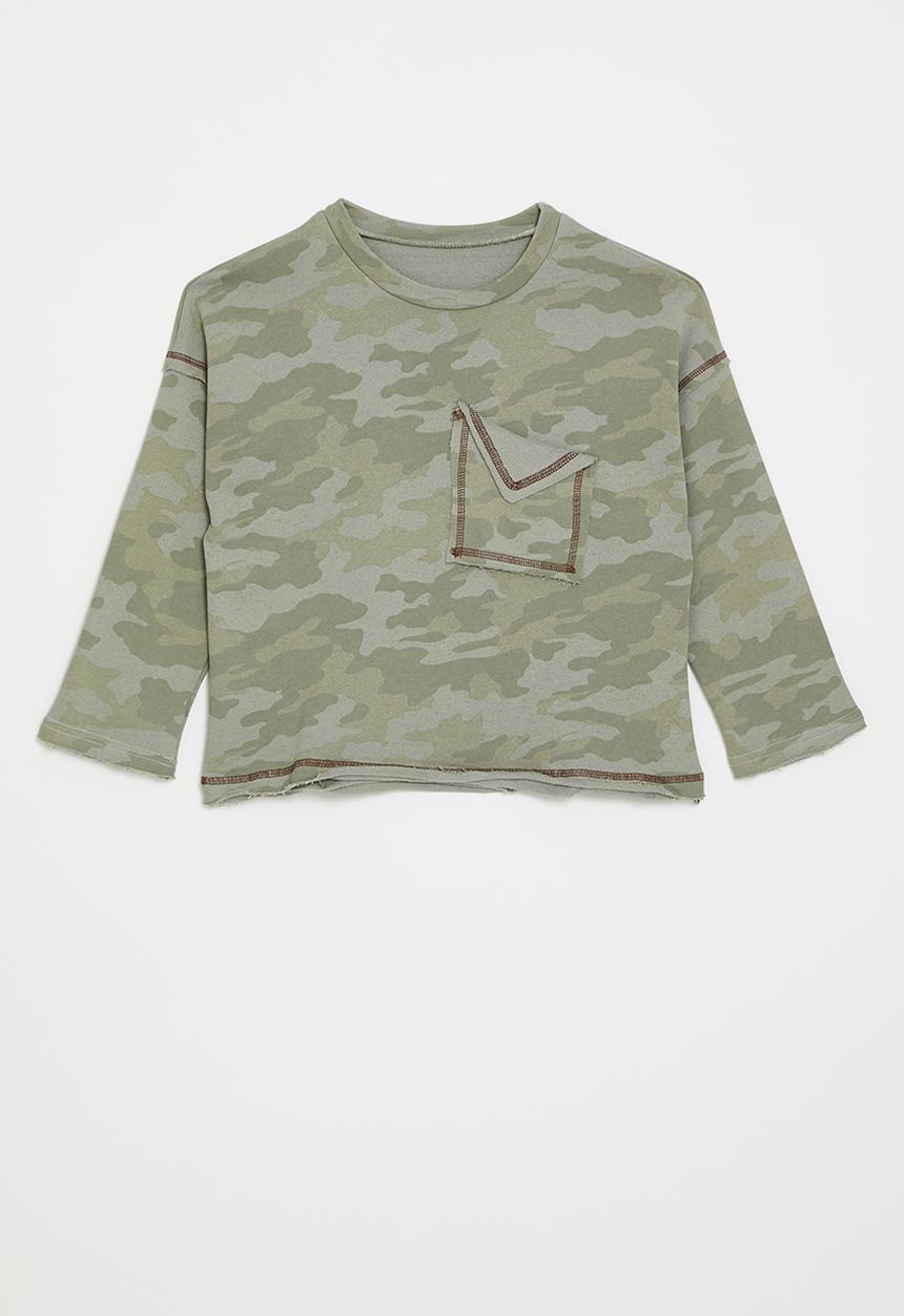 Pop Candy - Long sleeve tee with stylised pocket - green camo
