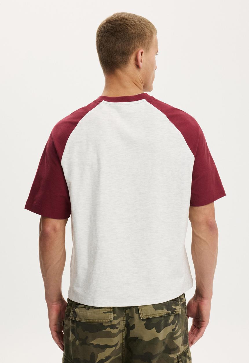Cotton On - Cropped Fit Graphic T-shirt - White Marle/Burgundy East La