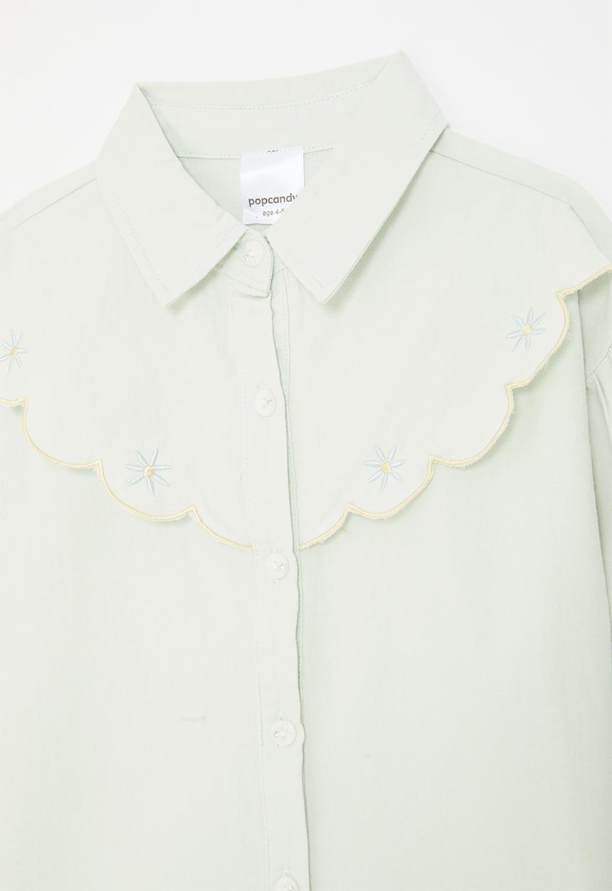 Pop Candy - Lift-away yoke shirt with embroidered daisies - pastel tea green 