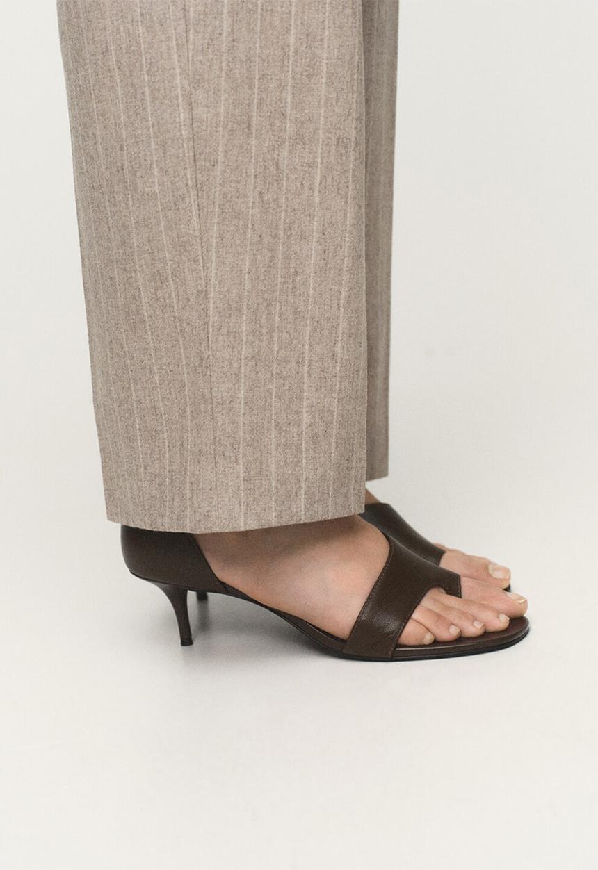 MANGO - Carto leather heel - beige/khaki