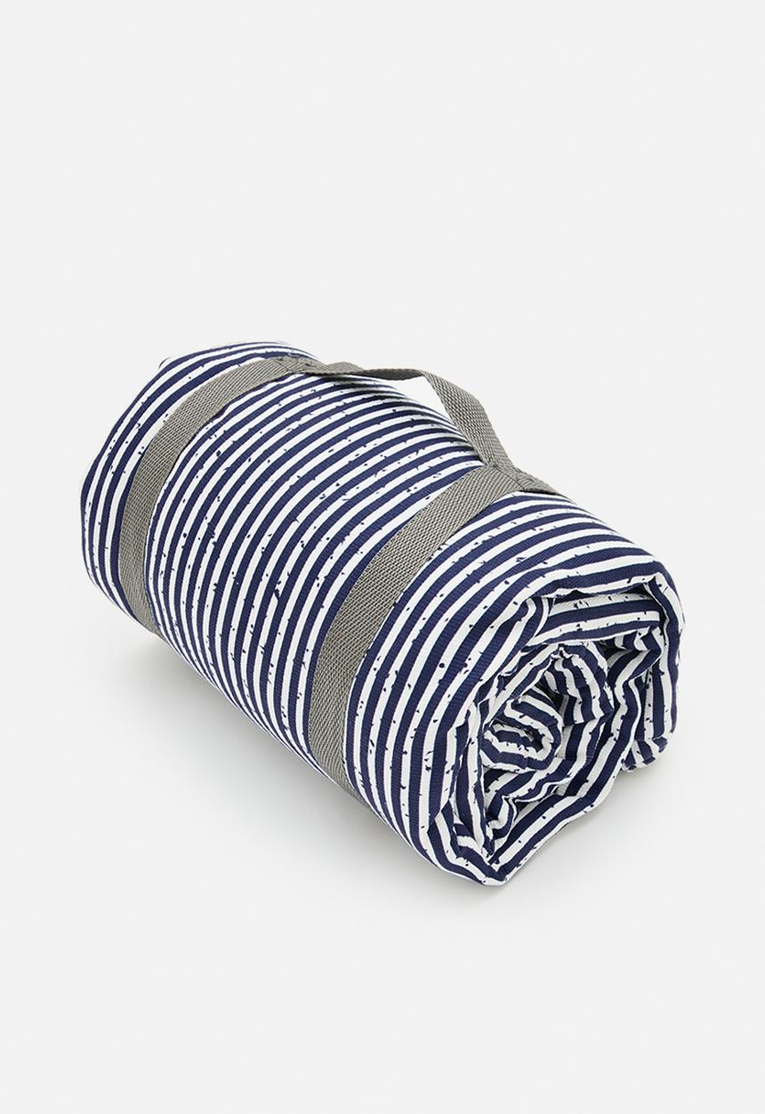 Sixth Floor - Wren picnic blanket - navy