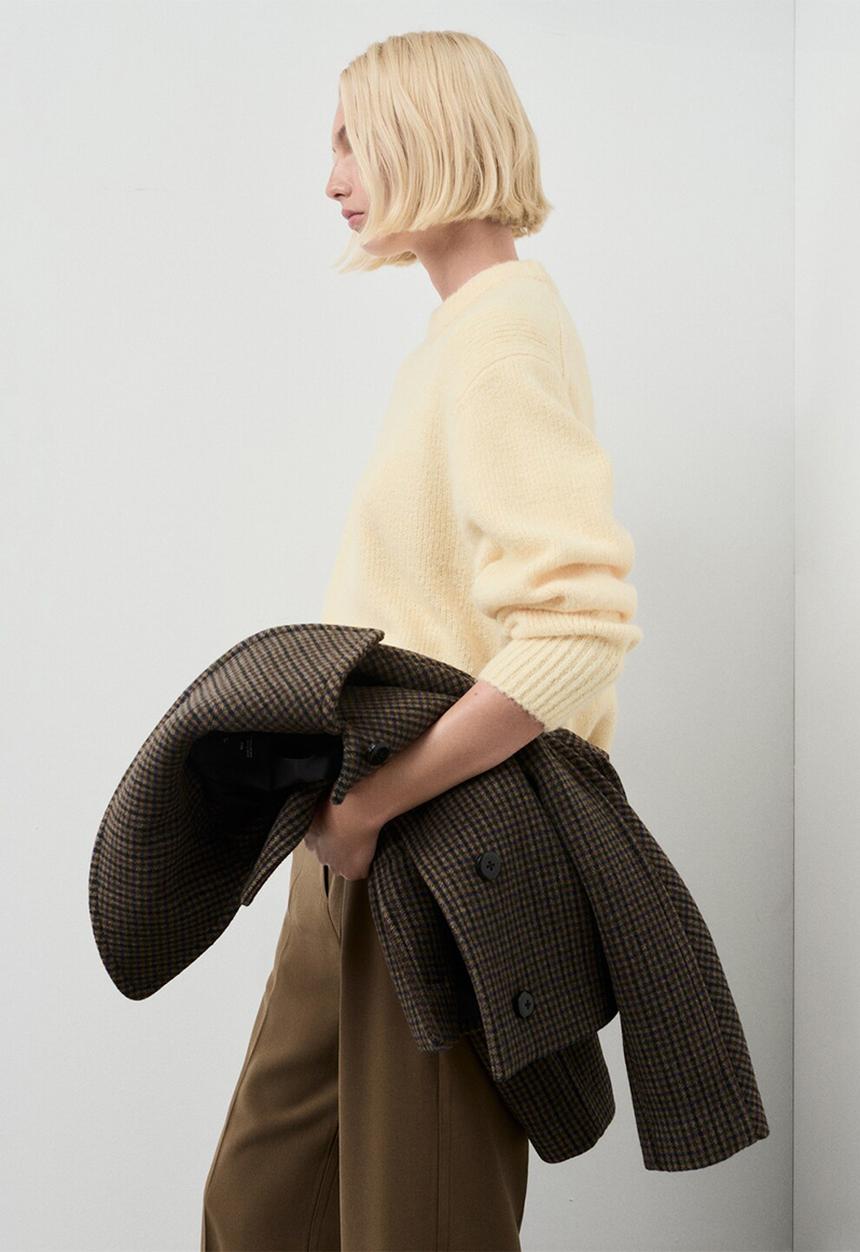 MANGO - Sweater revuelto - light pastel yellow