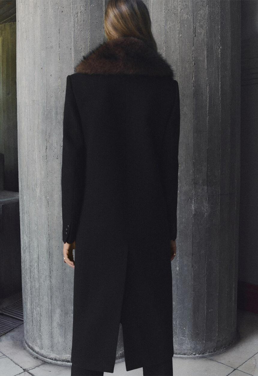 MANGO - Coat lips - black