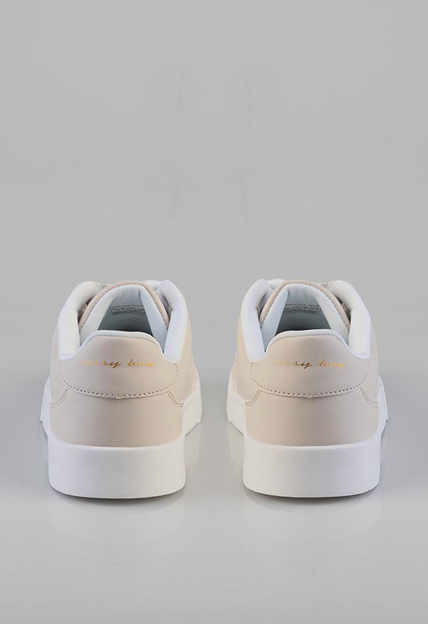 SISSY BOY - Embossed sneaker with sb hardware plate on side - cream