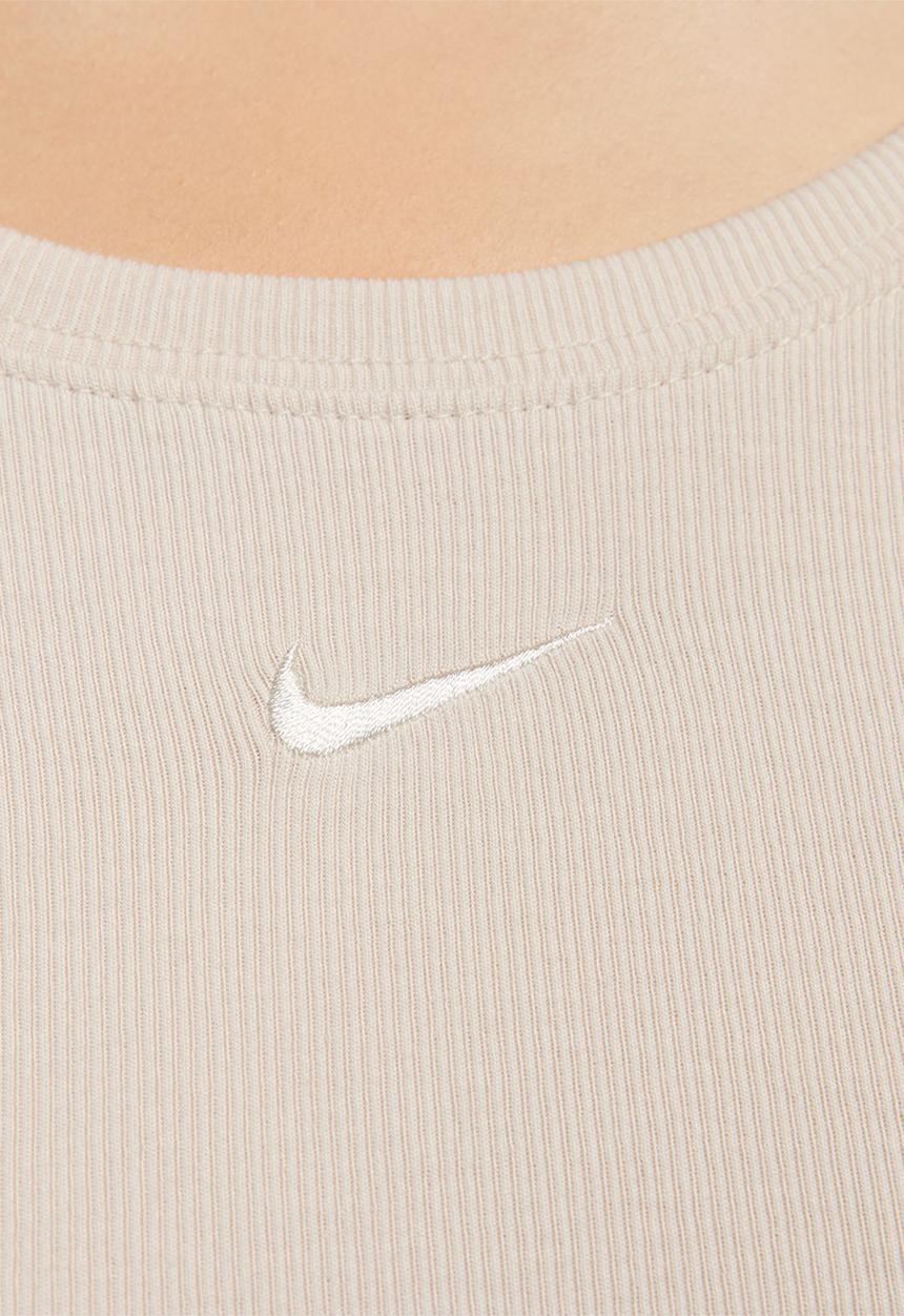 Nike - W Nsw Nk Chll Knt Mrib Ss Top - Ltowbr/Sail
