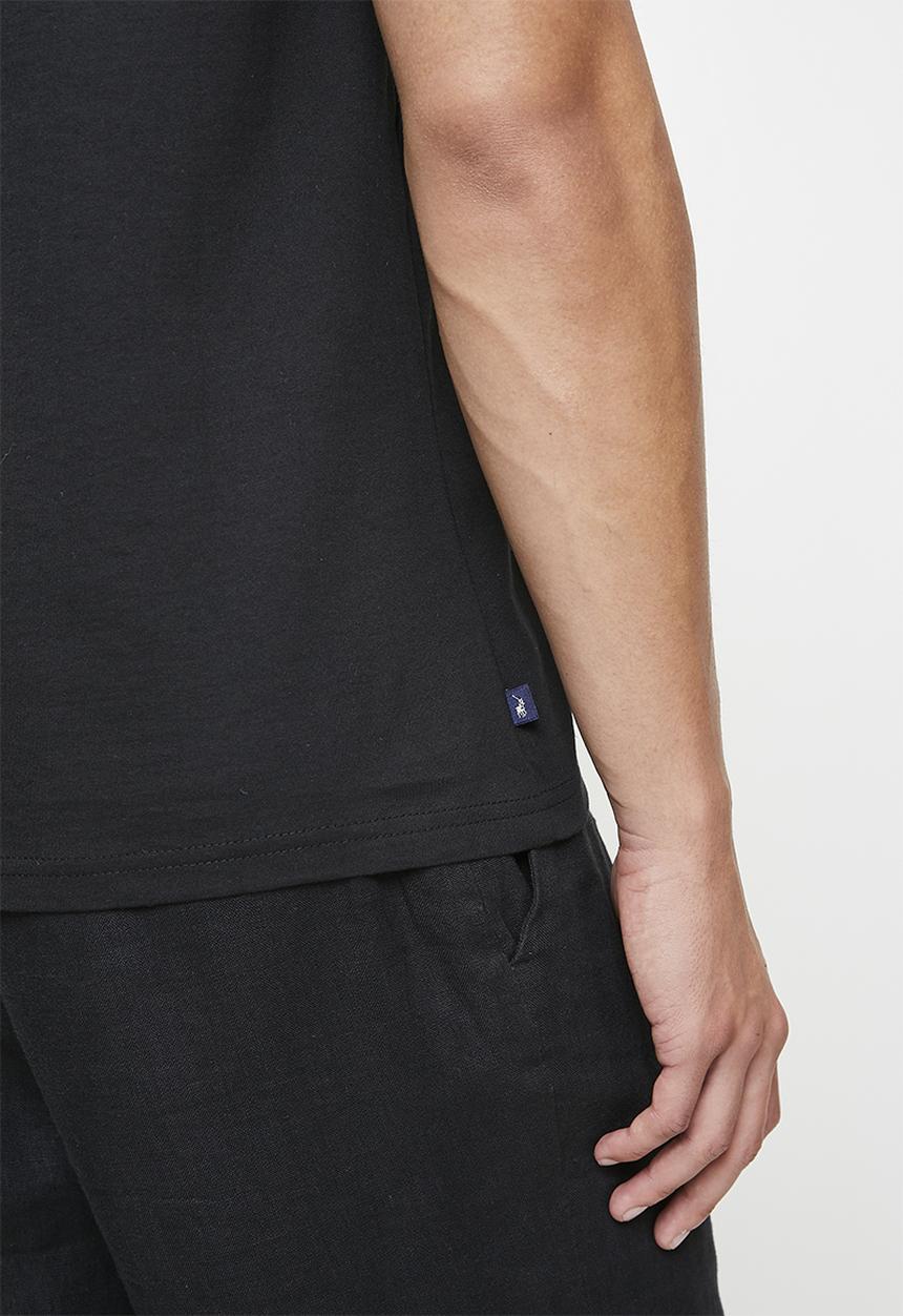 POLO - ELLIOT  PRINTED GRAPHIC SS T-SHIRT - BLACK