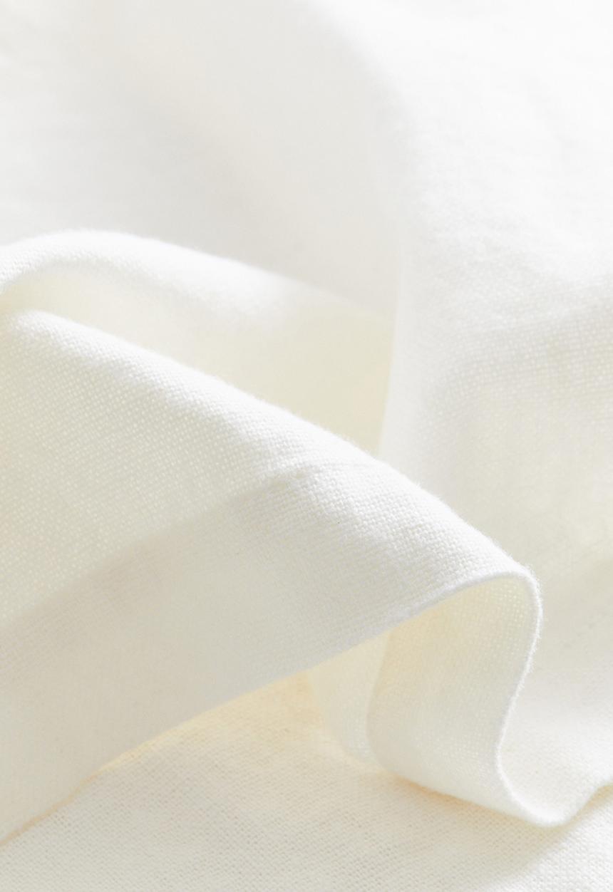 H&M - Linen-blend tablecloth - white