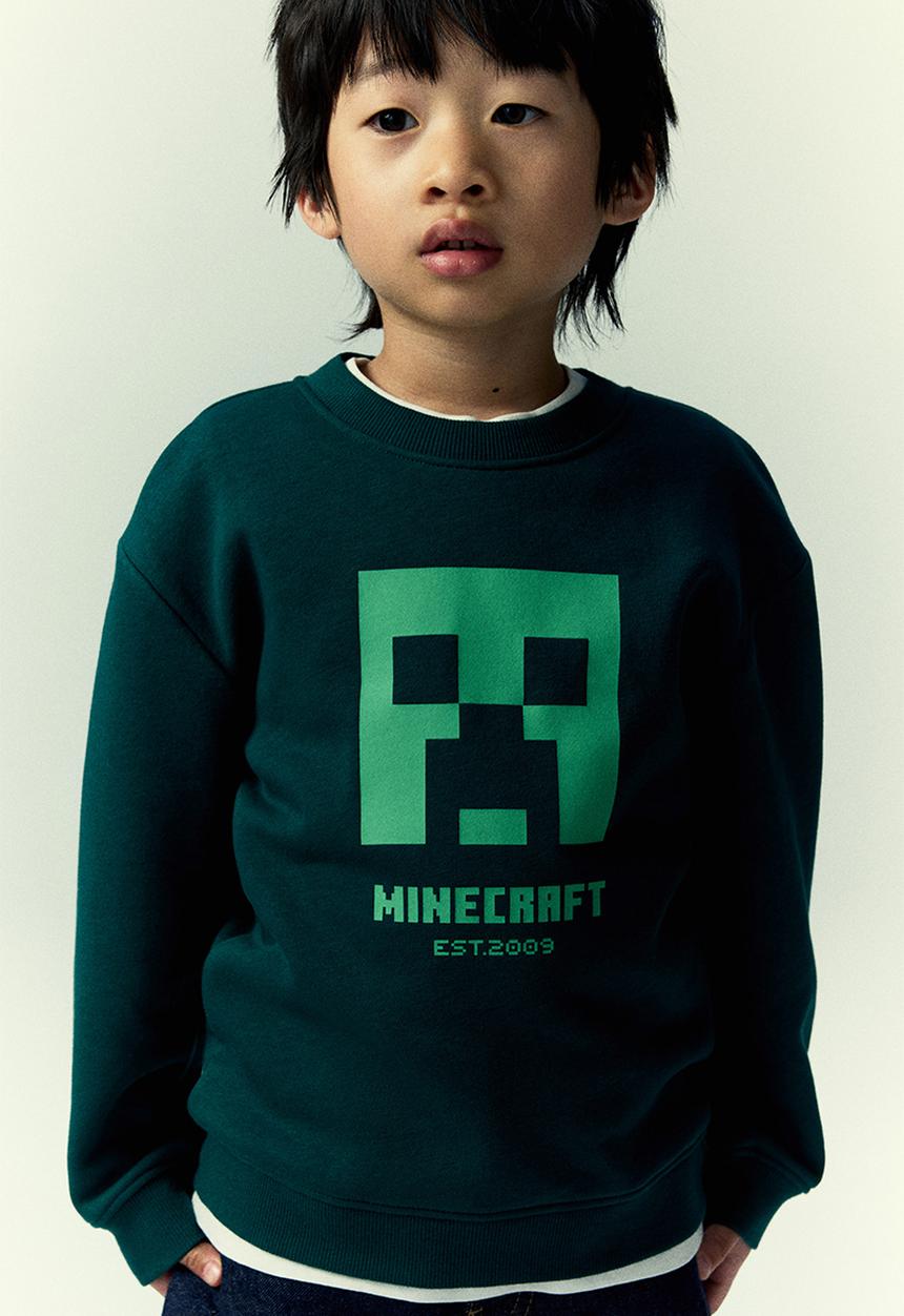 H&M - Printed sweatshirt - dark green minecraft
