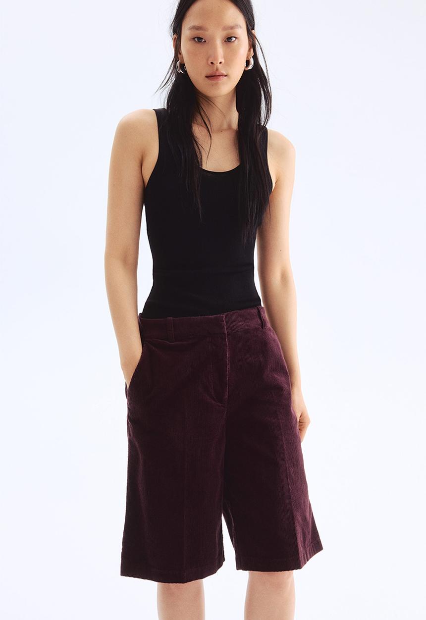 H&M - Corduroy bermuda shorts - burgundy