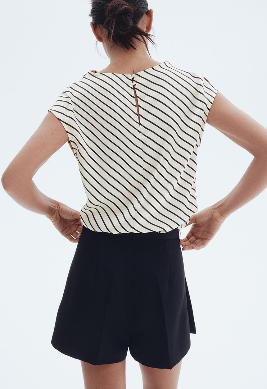 H&M - Cap-sleeved satin blouse - cream striped
