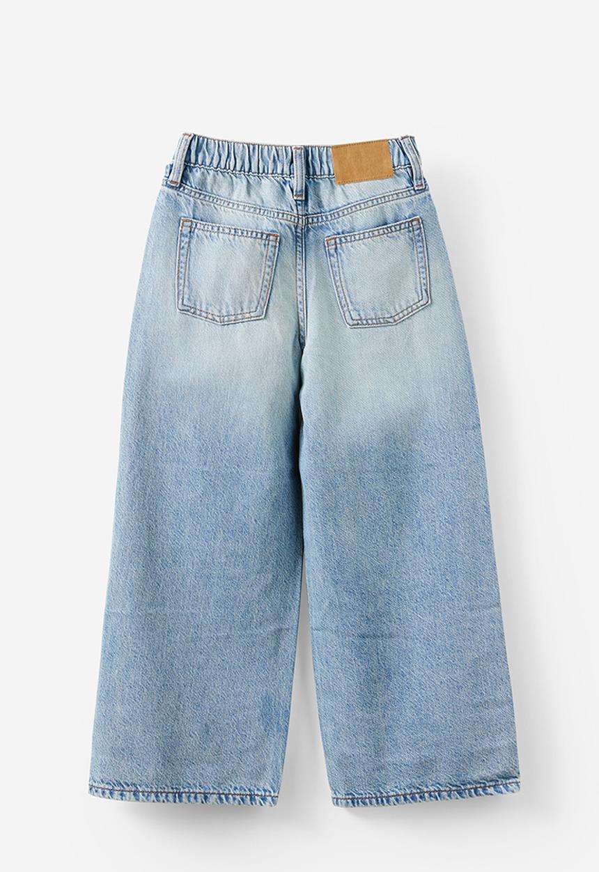 Cotton On - Embellished super wide denim jean - airlie light blue/star
