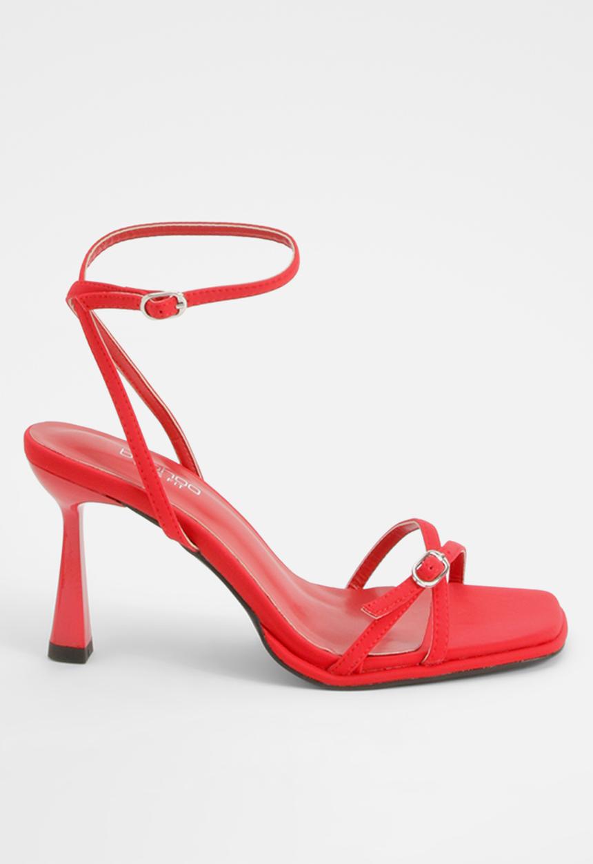 boohoo - Wide fit 2 part buckle detail heels - red
