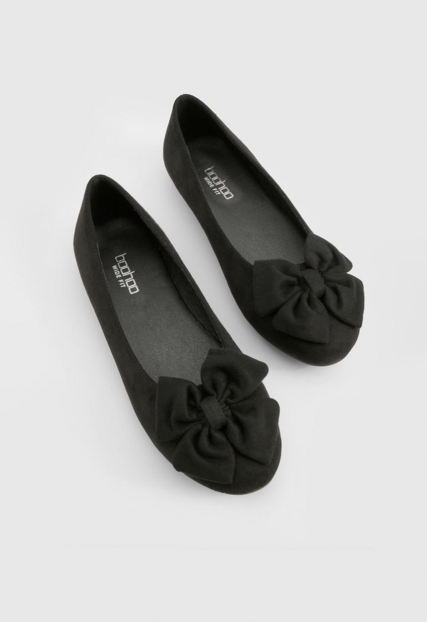 boohoo - Wide fit faux suede bow round toe ballerina - black