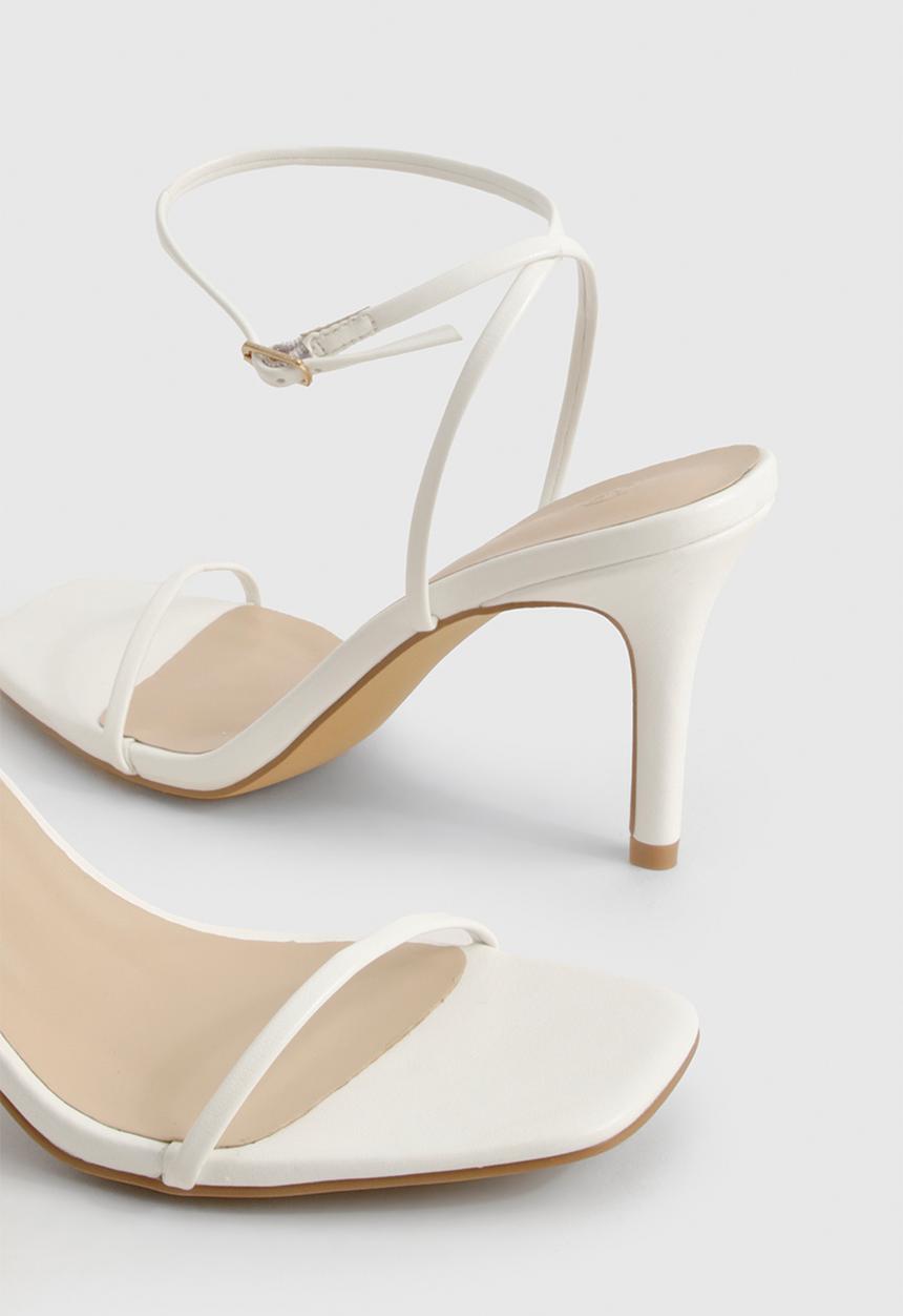 boohoo - Wide fit barely there low stiletto heels - white