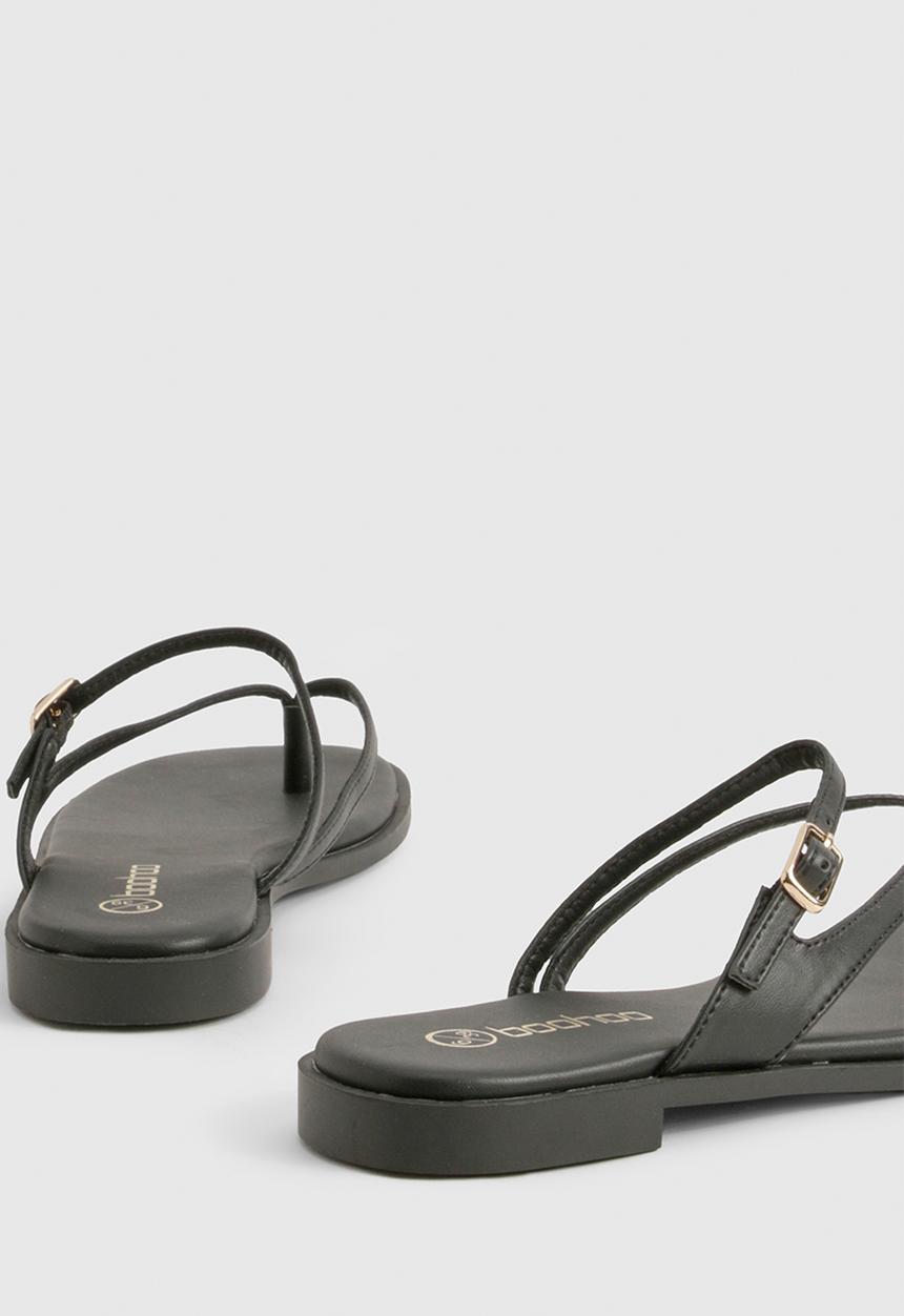 boohoo - Double strap toe post sandals - black