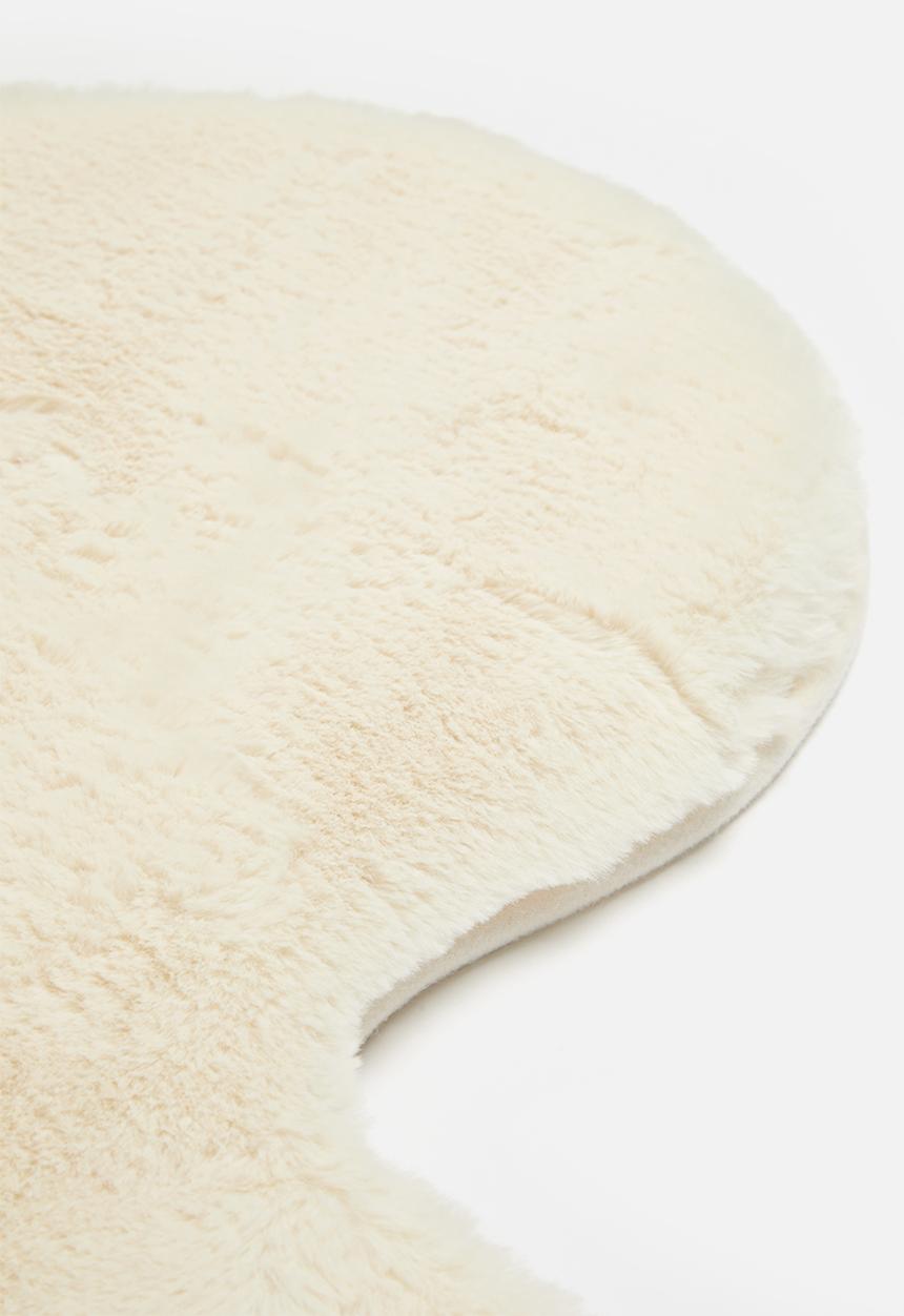 H&S - Flower rug - Ivory