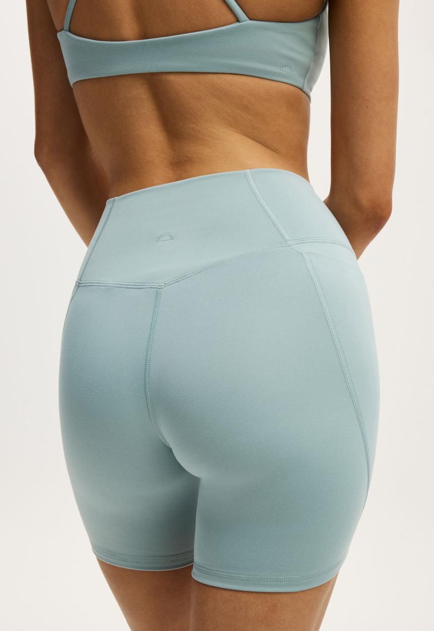 Cotton On - Ultra Soft Side Pocket Bike Short - Teal Mist