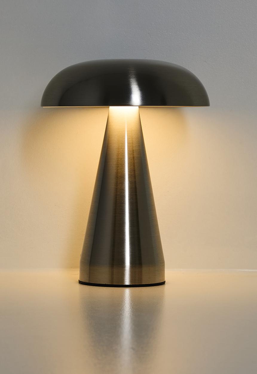 Maisonware - Button Rechargeable LED Lamp - Silver