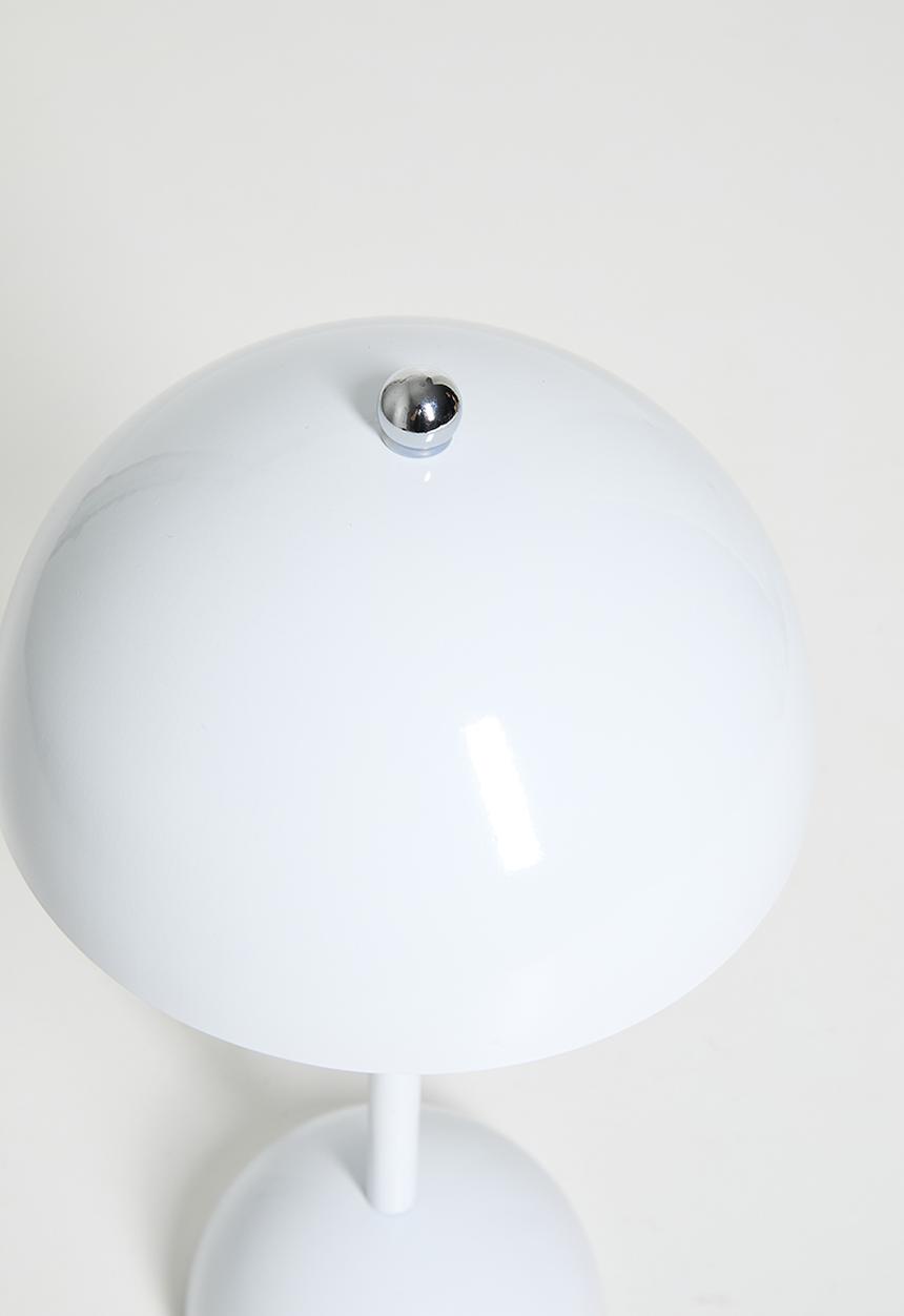 Maisonware - Selene Rechargeable LED Lamp - White