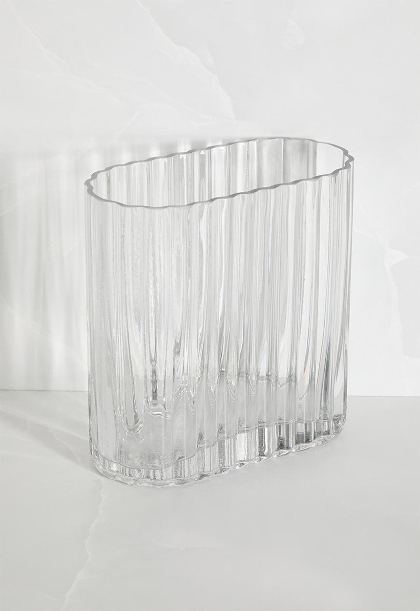 Silk By Design - RIBBED RECTANGULAR GLASS VASE