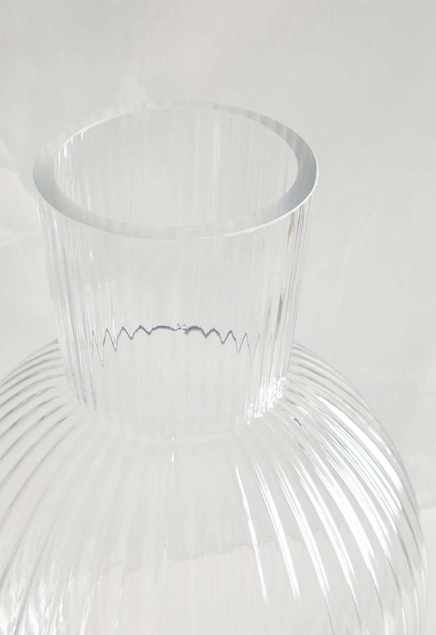 Silk By Design - RIBBED BOUQUET GLASS VASE