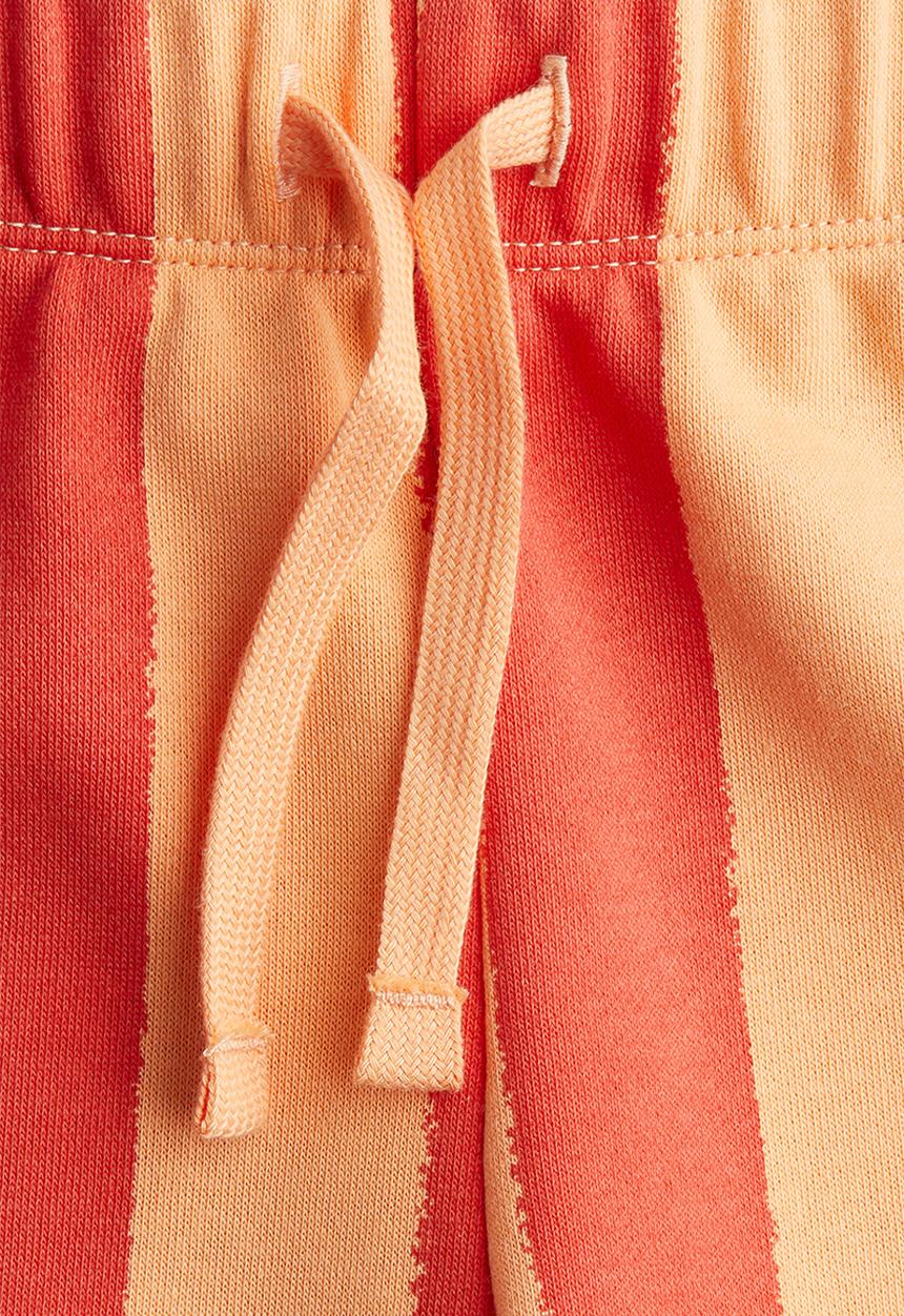 H&M - Printed sweatshorts - red & orange striped