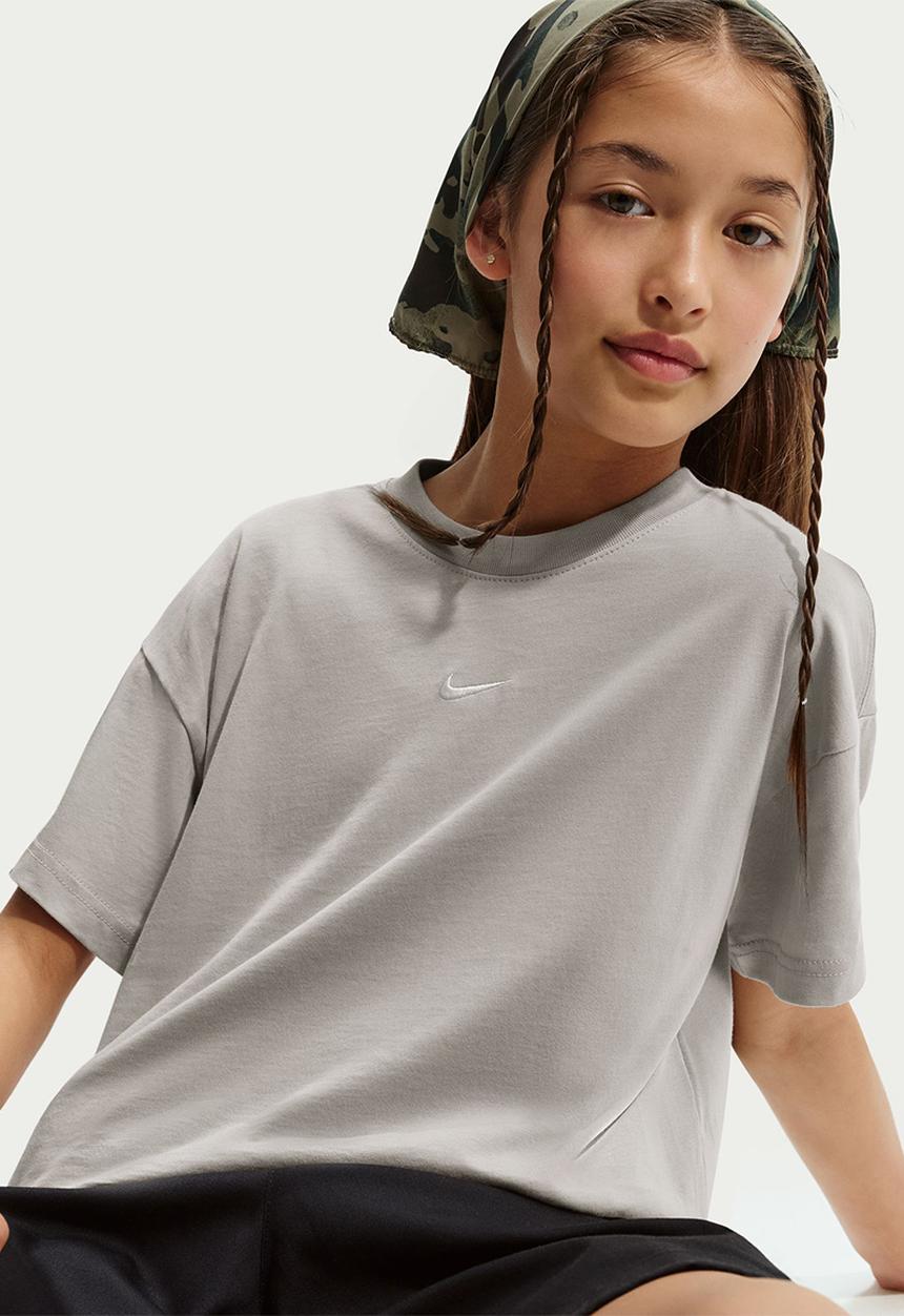 Nike - G Nsw Tee Boxy Essntl Lbr