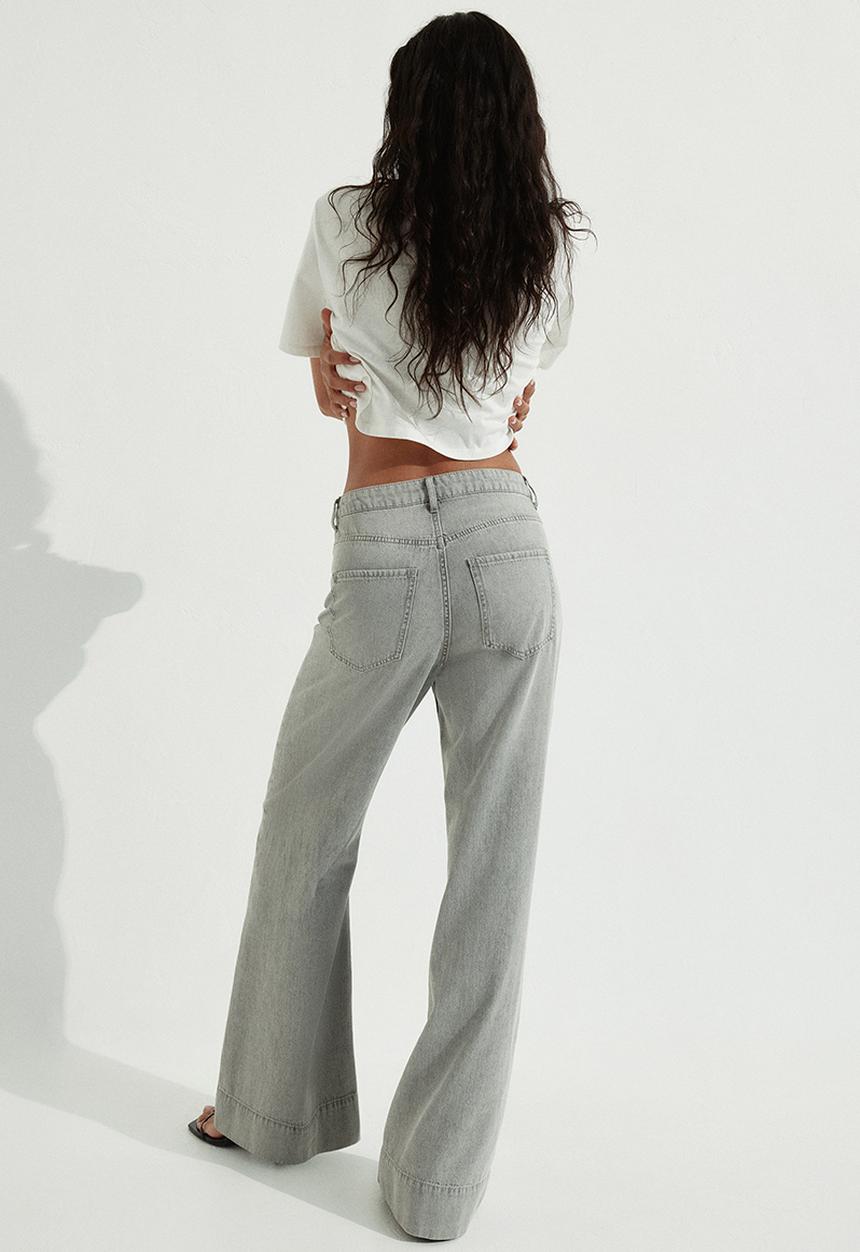 H&M - Wide ultra high jeans - grey