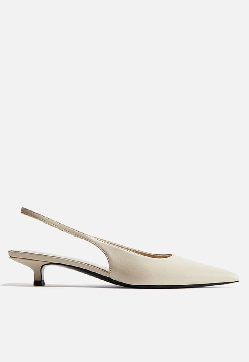 H&M - Kitten-heeled pointed slingbacks - light beige