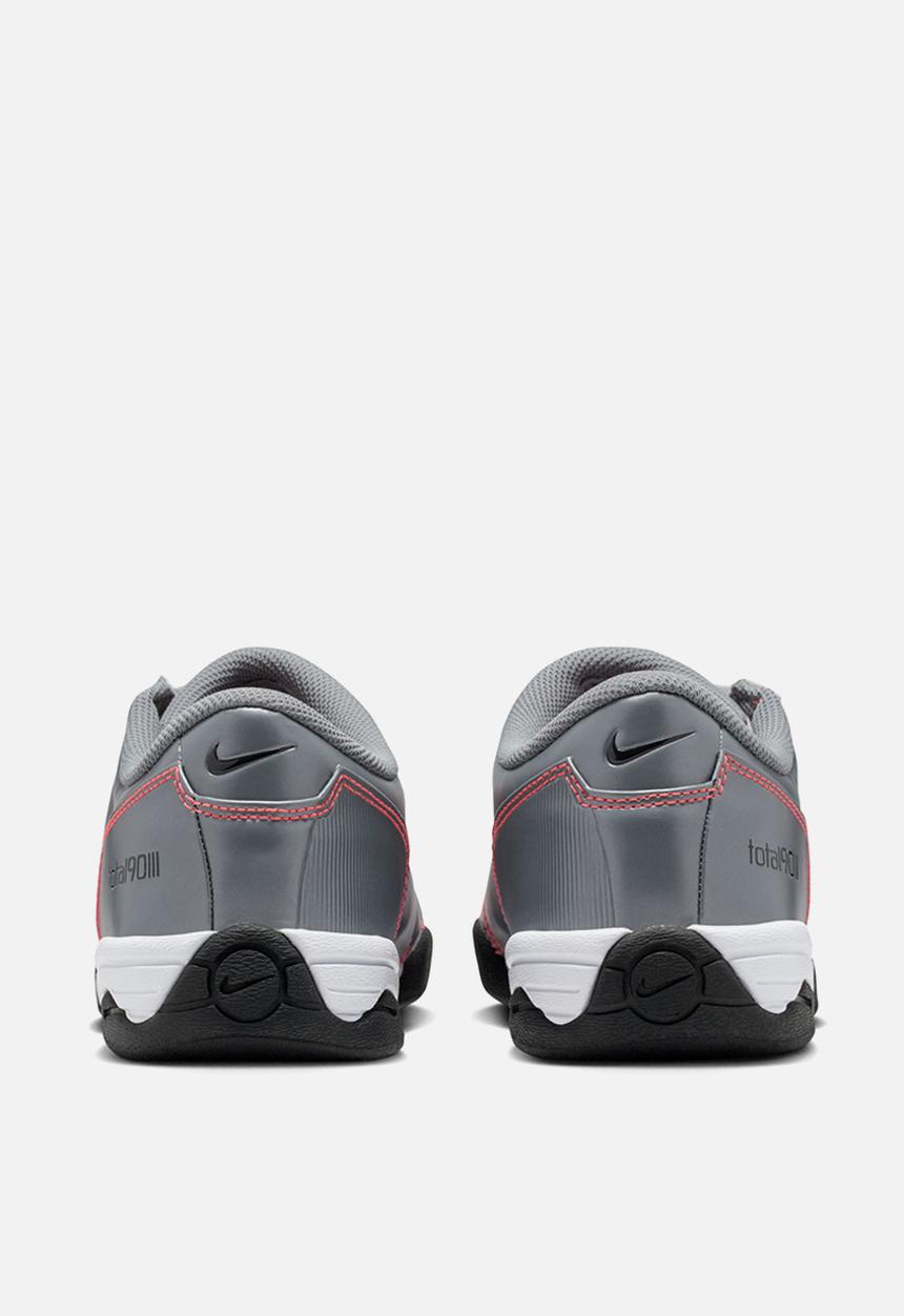 Nike - Nike Total 90