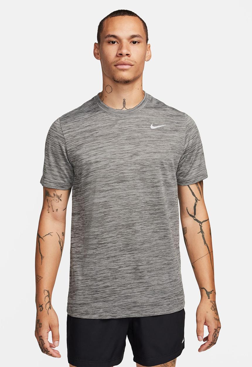 Nike - Dri-FIT Tee RLGD - NEW VENEER