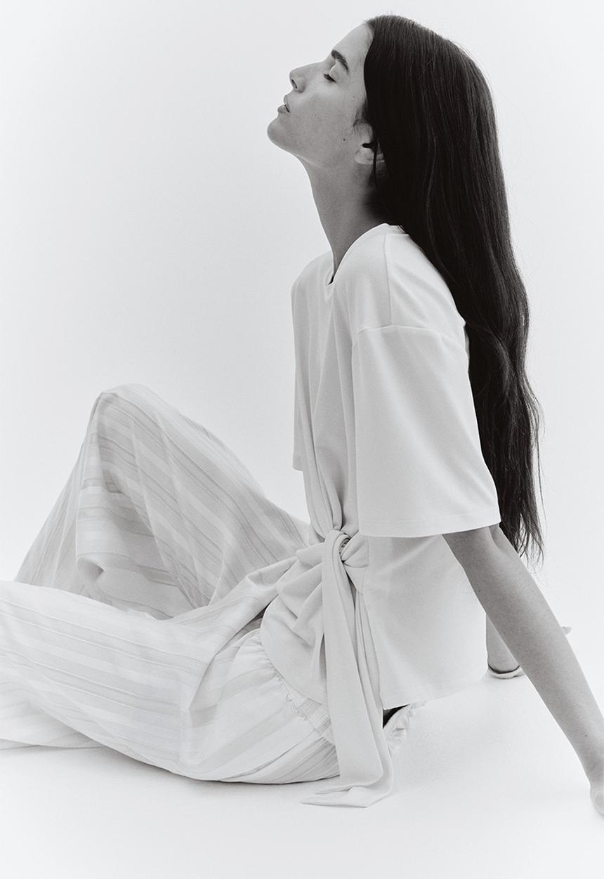 H&M - Tie-detail top - white