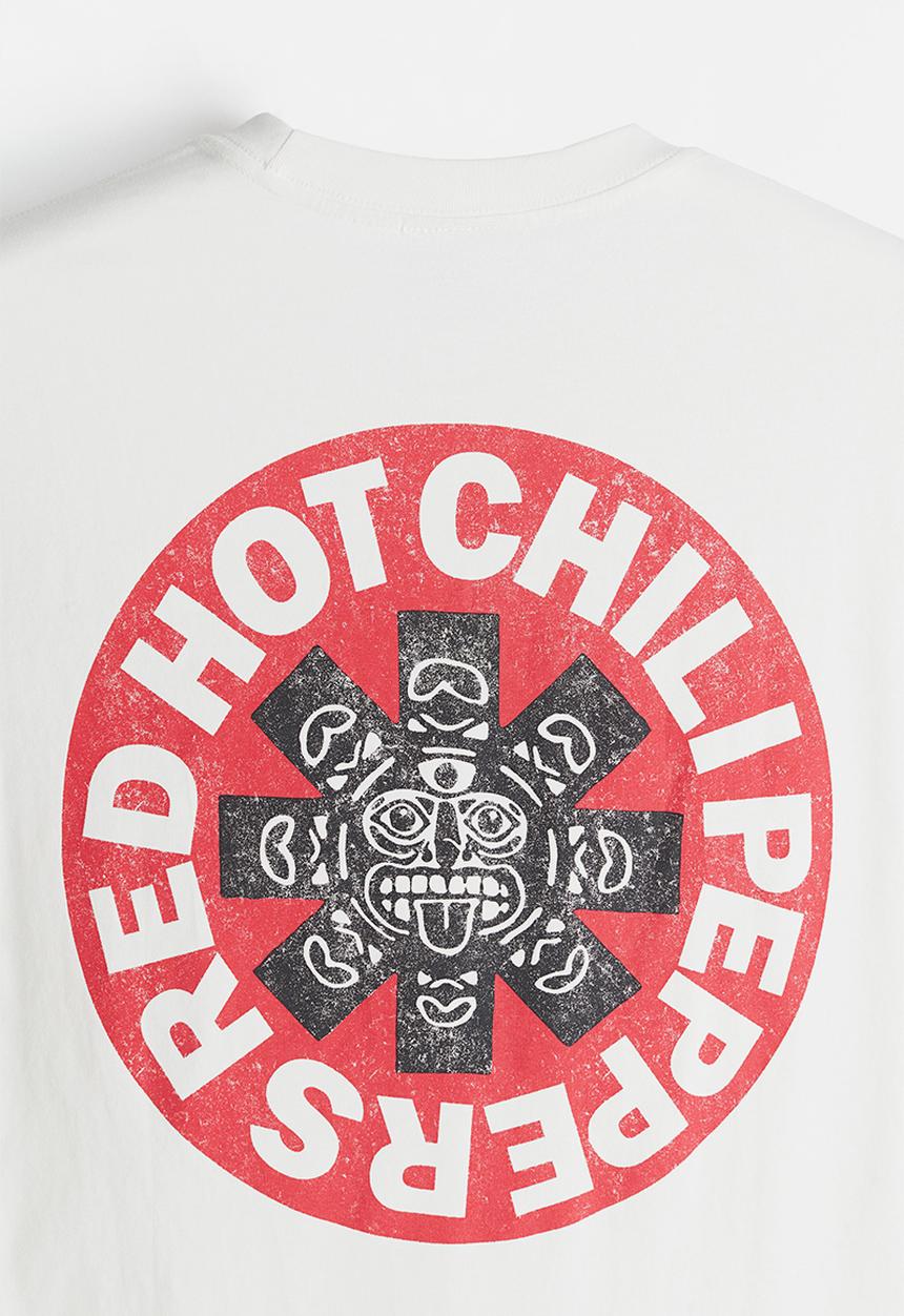 H&M - Loose fit t-shirt - white & red hot chili peppers