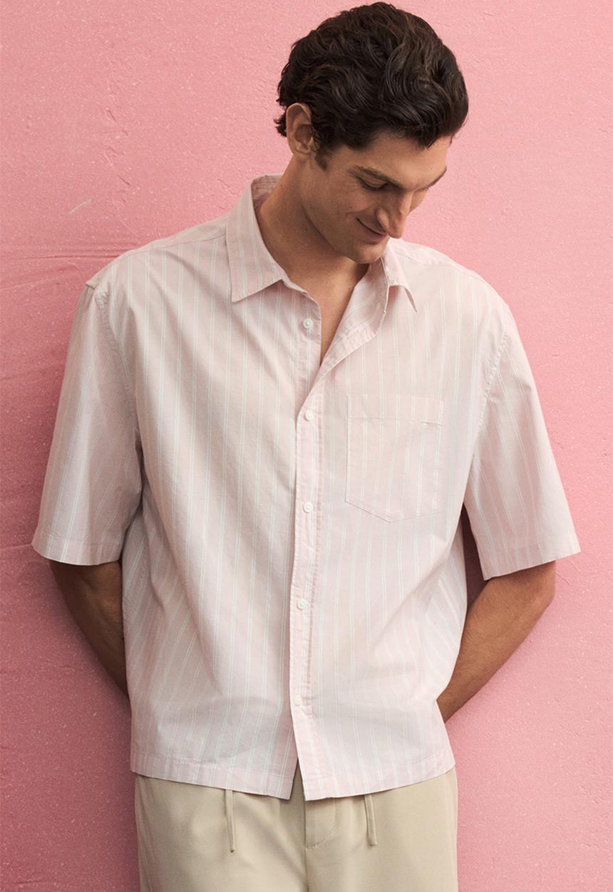 H&M - Regular fit boxy-style poplin shirt - pink striped