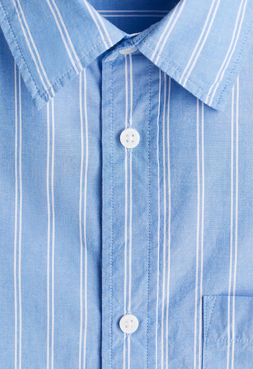 H&M - Regular fit boxy-style poplin shirt - light blue striped