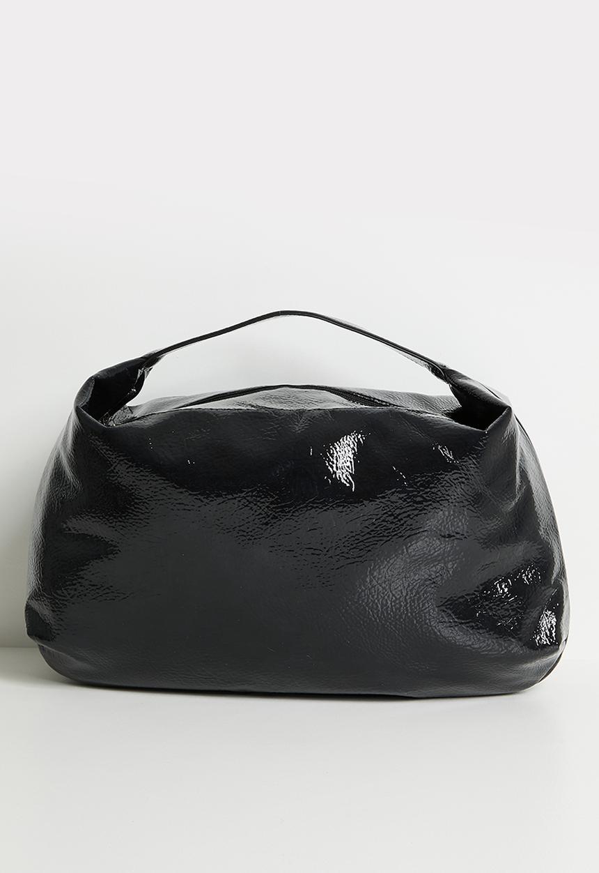 boohoo - Textured Patent Slouchy Shoulder Bag - black