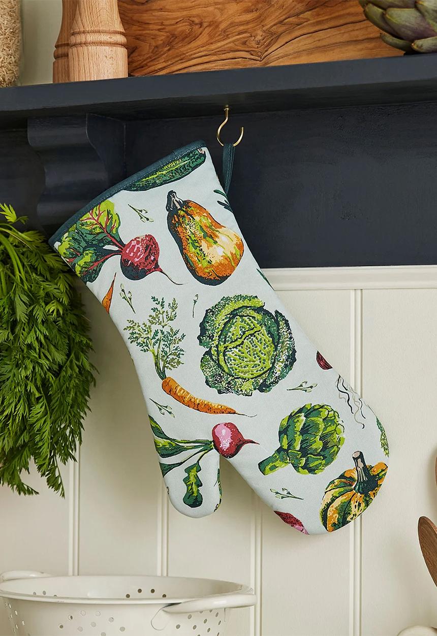 Ulster Weavers - Vegetable Medley Oven Gauntlet - Multi