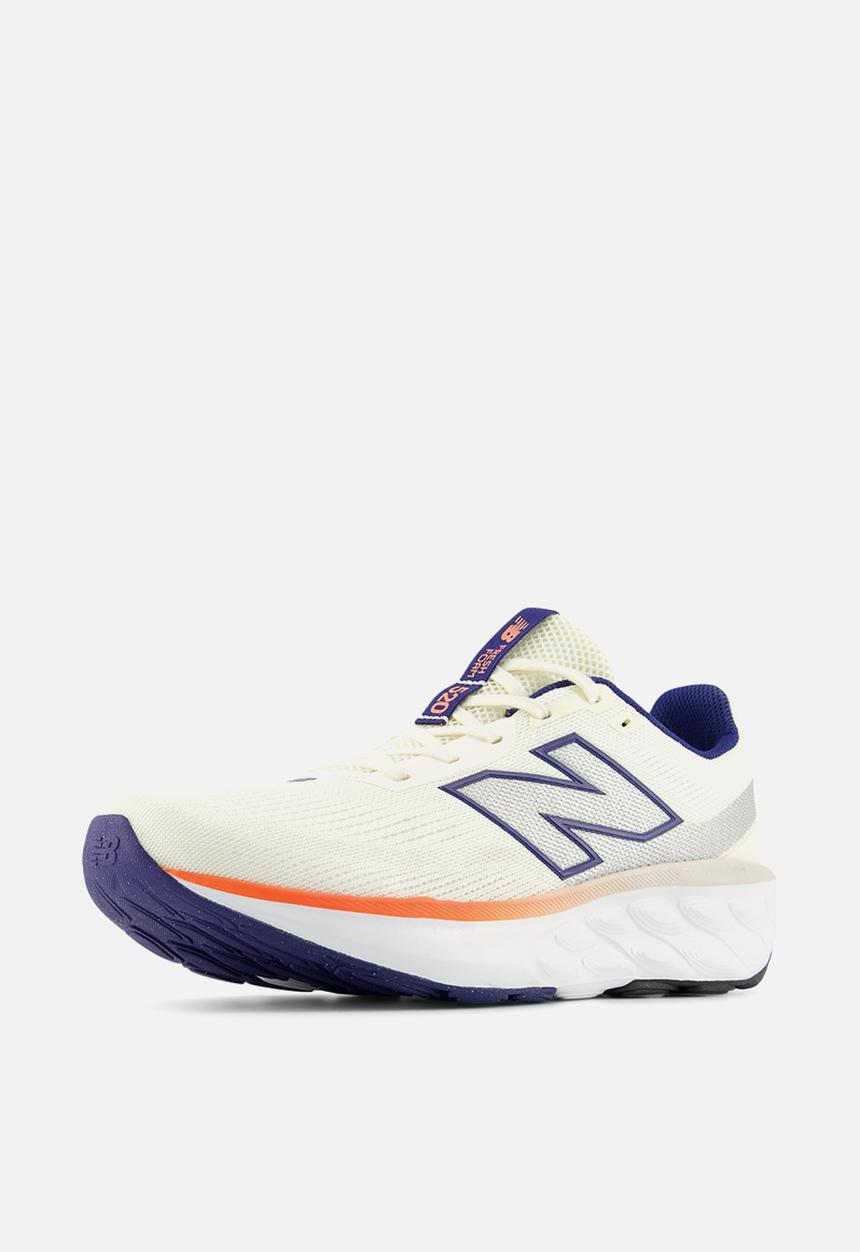 New Balance  - FRESH FOAM 520 v9