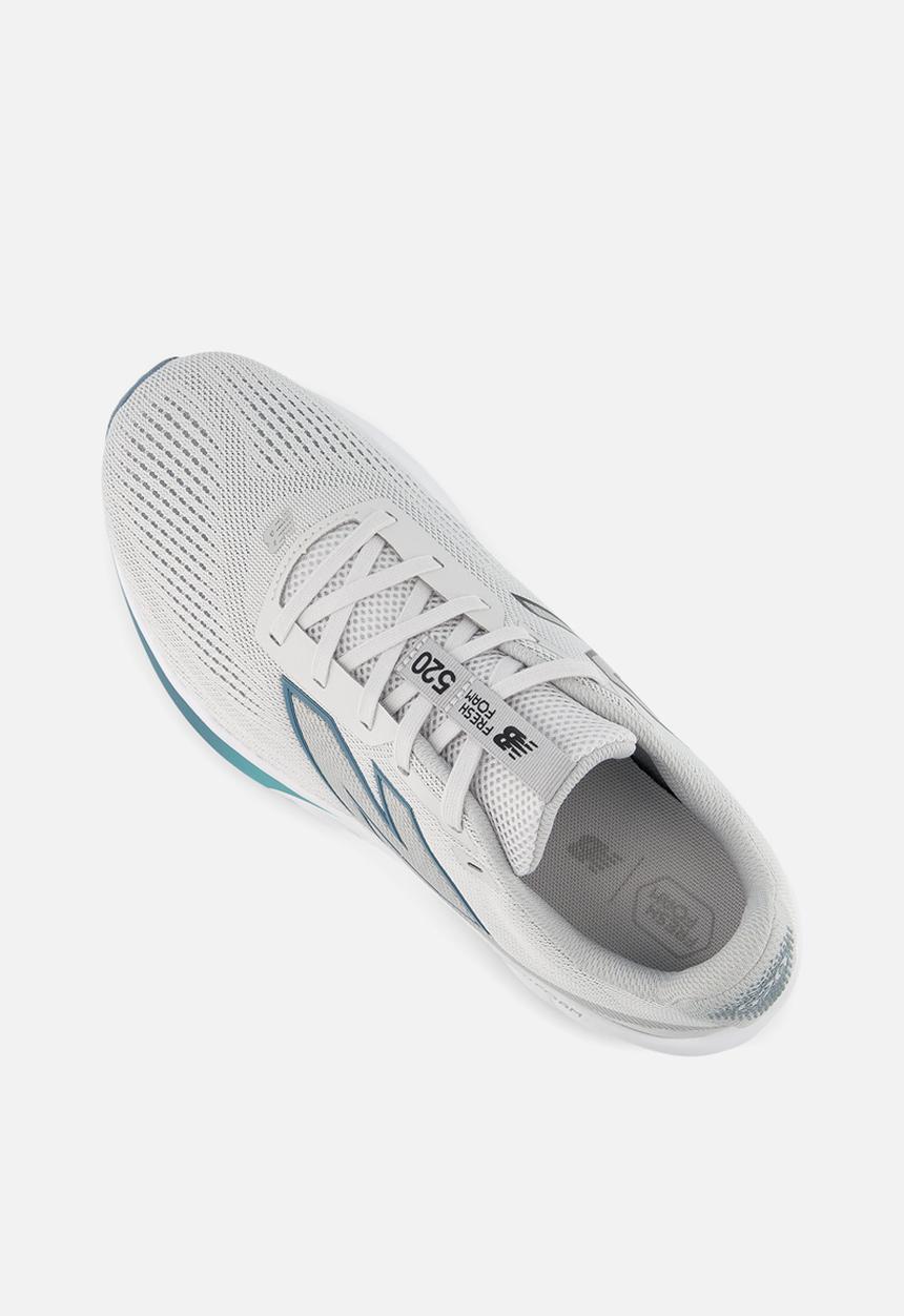 New Balance  - FRESH FOAM 520 v9