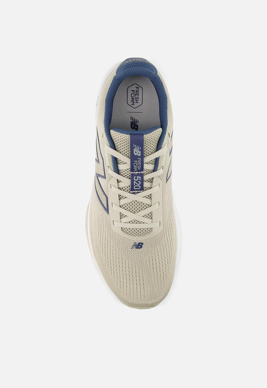 New Balance  - FRESH FOAM 520 v9